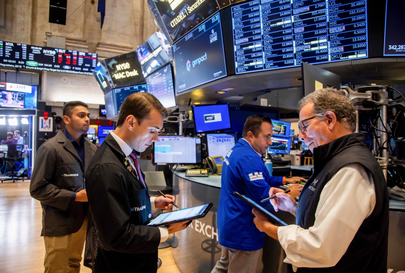 หุ้นสหรัฐฯ พุ่งแรง บวกพันจุด ราคาทองคำ น้ำมัน รับอานิสงส์ 'ทรัมป์' ผ่อนท่าที