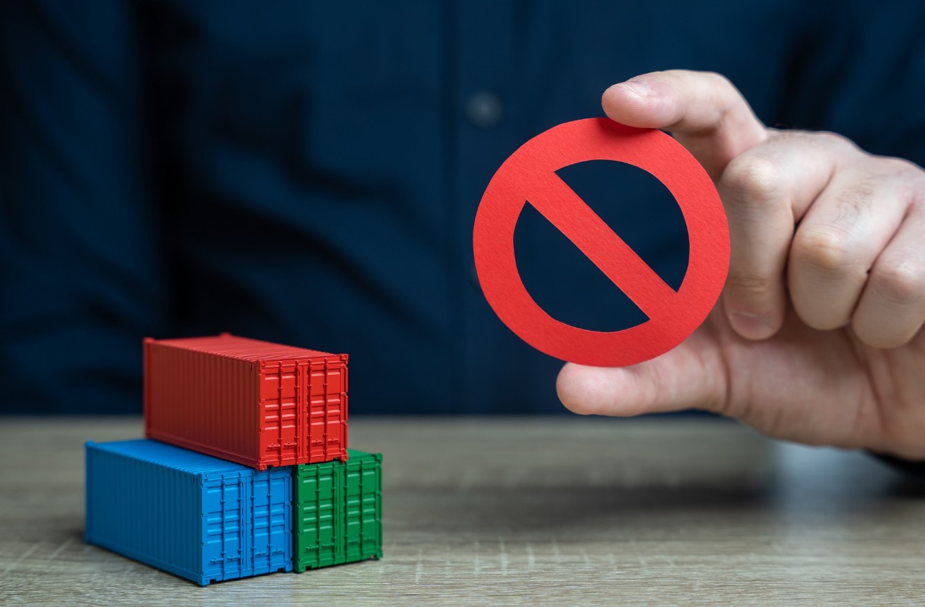 บริษัทที่ได้รับผลกระทบจากภาษีทรัมป์ และแนวโน้มปิดกิจการในปี 2025