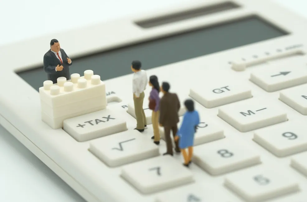 เงินปันผลกับภาษี 68 ฉบับสมบูรณ์ เลือก Final Tax หรือใช้เครดิตภาษี แบบไหนดีสุด?