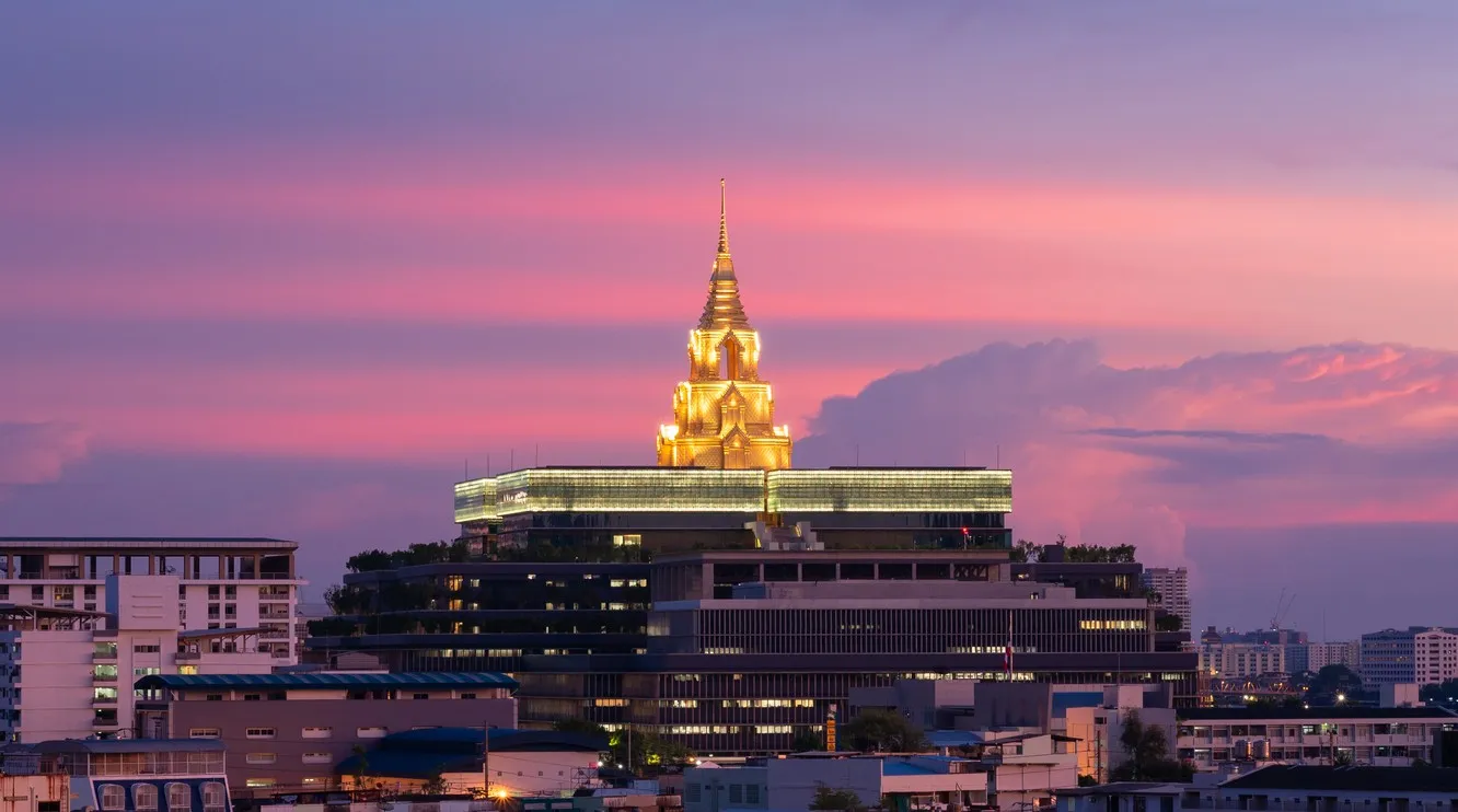 คาสิโนถูกกฎหมาย โอกาสทองหรือหายนะ? วันนี้ประเทศไทยพร้อมแล้วหรือยัง