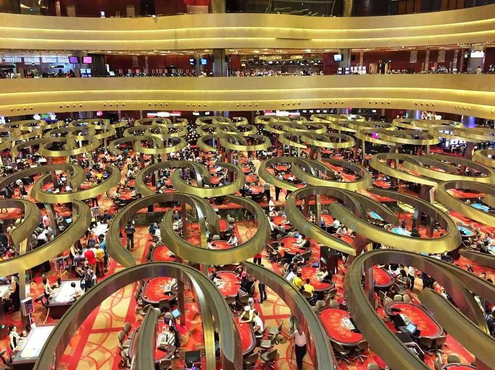 คาสิโนถูกกฎหมาย โอกาสทองหรือหายนะ? วันนี้ประเทศไทยพร้อมแล้วหรือยัง