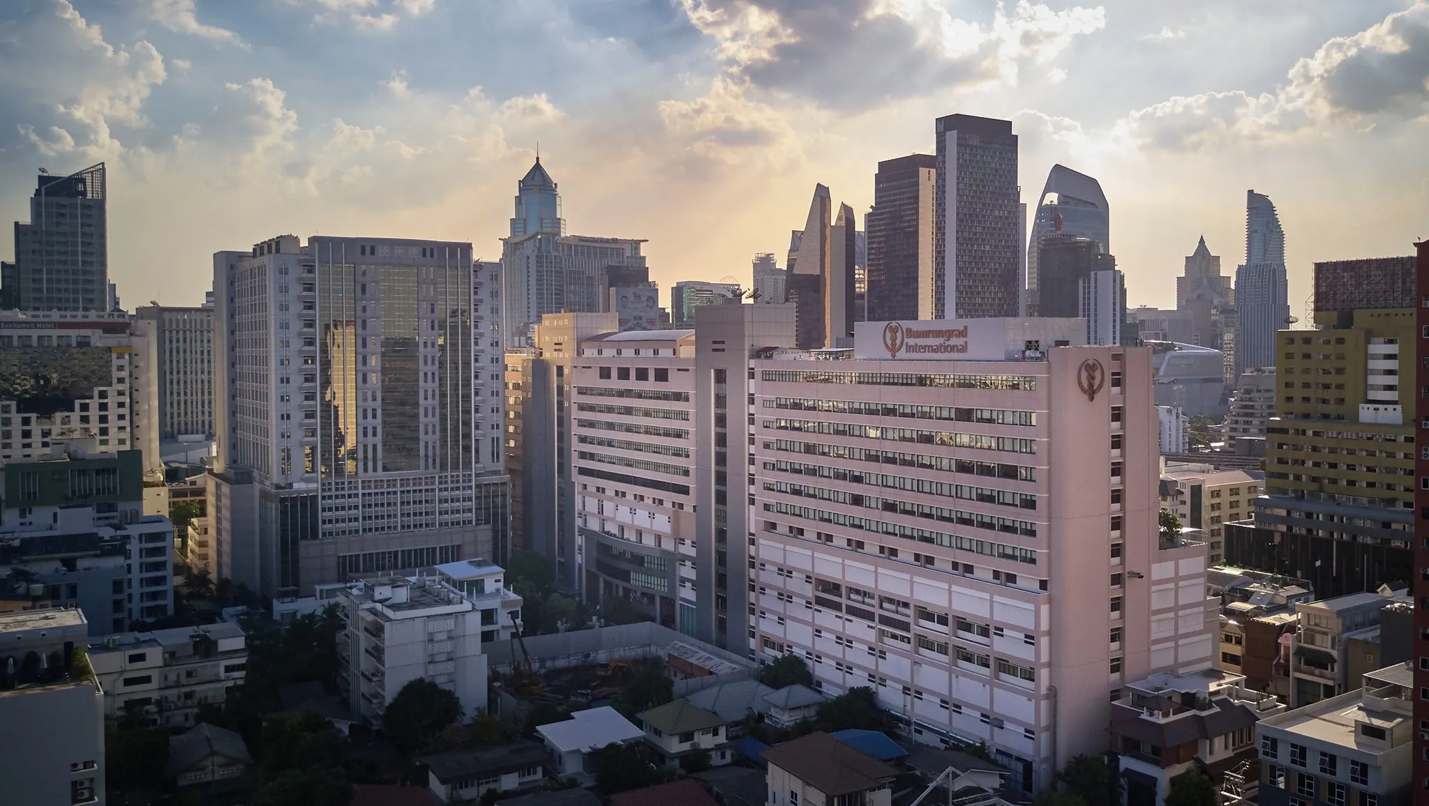 วิเคราะห์หุ้น BH กำไรฟื้นตัวแรง เปิดราคาเป้าหมายใหม่ รับอานิสงส์ผู้ป่วยต่างชาติ