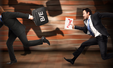 17 บจ.ติดกลุ่มเสี่ยงเบี้ยวหนี้ B/E หวั่นถูกโขกดอกเบี้ย หลังความเสี่ยงพุ่ง