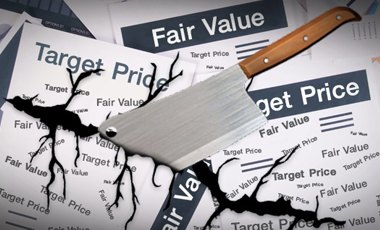 14 หุ้นบิ๊กแคปพุ่งทะลุเป้า กูรูหั่นคำแนะนำ หวั่นโดนทุบทำกำไร