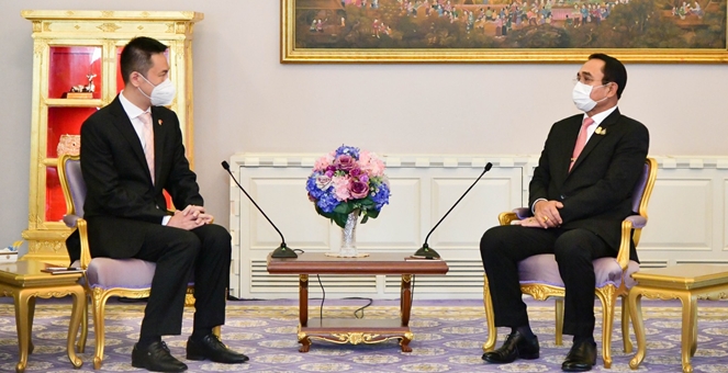 ทูตจีน พบนายกฯ รับปากจะเร่งส่งวัคซีนของ Sinovac ให้ไทยเร็วที่สุด