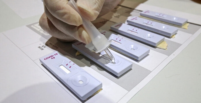 นายกฯ สั่งเร่งแจกชุดตรวจ ATK ให้กลุ่มเสี่ยงทั่วประเทศกว่า 6.7 ล้านชุด