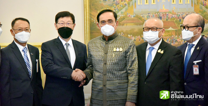 ประธาน Foxconn พบนายกฯ พร้อมร่วมผลักดันไทยเป็นฐานการผลิตยานยนต์ EV ประธาน Foxconn พบนายกฯ พร้อมร่วมผลักดันไทยเป็นฐานการผลิตยานยนต์ EV
