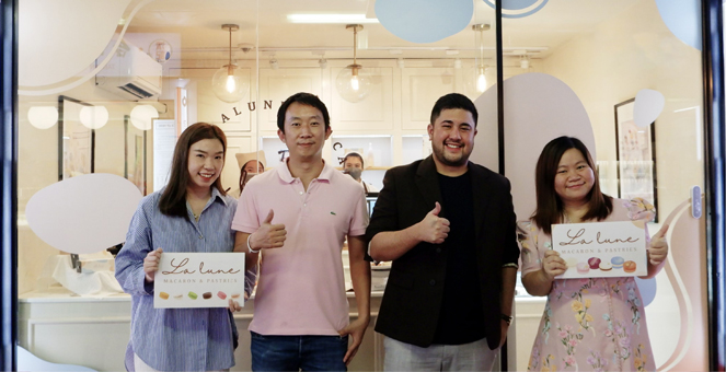 W（Wow）は、New Style of Macaronをコンセプトに、新ブランド「La Lune（Macaron＆Pastries）」（Lalune Macaron＆Pastries）を立ち上げ、バンコクに17支店を設立。