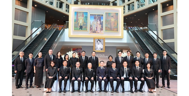 กลุ่มเอสซีบีเอกซ์ จัดพิธีแสดงความอาลัยและตักบาตรถวายพระราชกุศลสัตตมวาร แด่สมเด็จพระบรมราชชนนีพันปีหลวง