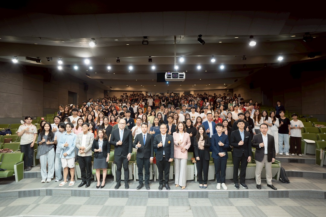 KGI จัดพิธีเปิดโครงการ KGI Algo Trading Bootcamp & Competition 2025 สำหรับนักศึกษามหาวิทยาลัยธรรมศาสตร์ ต่อเนื่องเป็นปีที่ 2