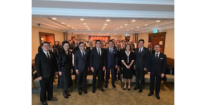 นายกฯ นำภาครัฐ-เอกชน ชูศักยภาพเศรษฐกิจและตลาดทุนไทยใน `SET Government Roadshow 2025` ที่สิงคโปร์