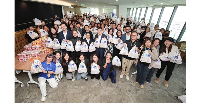 กรุงไทย-แอกซ่า ประกันชีวิต รวมพลังจิตอาสา ร่วมบรรจุถุงยังชีพ จำนวน 2,000 ถุง เพื่อส่งมอบช่วยเหลือผู้ประสบภัยน้ำท่วมในภาคใต้