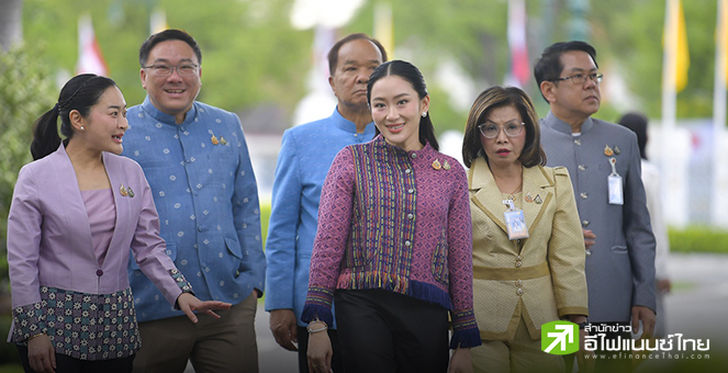 ครม.เคาะโครงการกระตุ้นศก.ครั้งใหญ่ 1.57 แสนลบ. คลังยันยังไม่พับแผนแจกเงินหมื่น