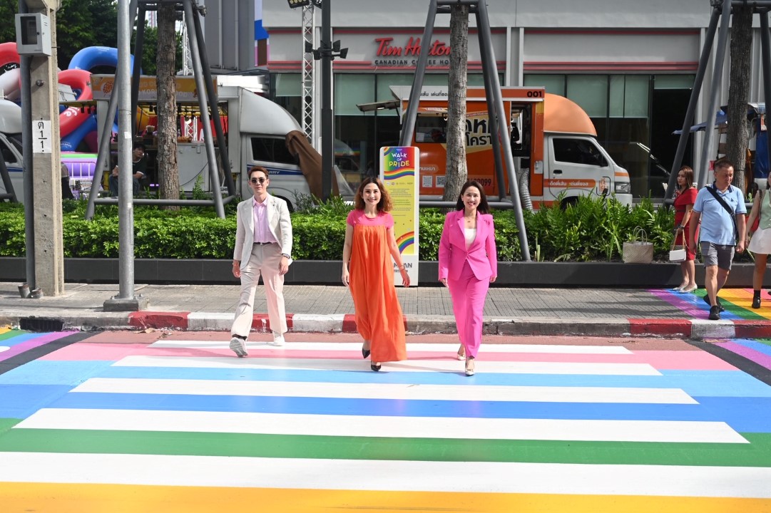 TOA ร่วมกับสามย่านมิตรทาวน์ และจุฬาฯ สร้างสรรค์ Pride Crosswalk 2025