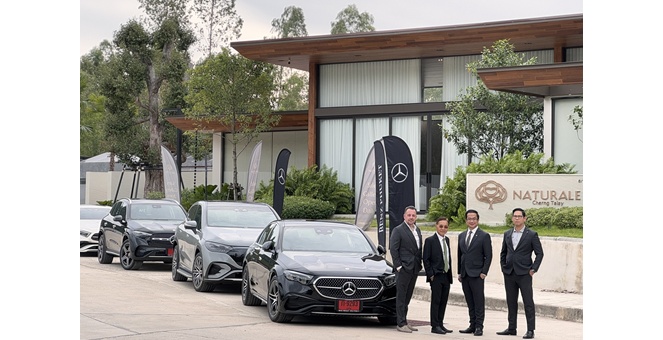 “Naturale Phuket Luxury Pool Villas” จับมือ “Benz Phuket” มอบประสบการณ์การอยู่อาศัยหรู พร้อมสิทธิพิเศษเหนือระดับสำหรับผู้อยู่อาศัย
