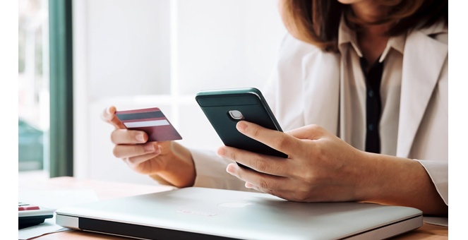 ตีแผ่พฤติกรรมการเงินคนรุ่นใหม่ “อยากเก็บแต่อยากใช้” กับ 5 วิธีบริหารเงินให้สมดุลทั้งเหตุผลและอารมณ์