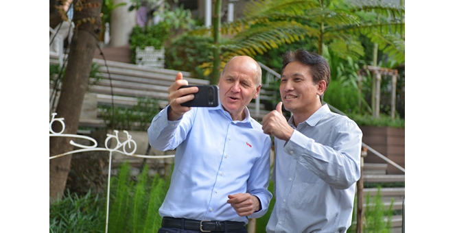 ทรู คอร์ปอเรชั่น เปิดประสบการณ์ใหม่อัปเกรด 5G เต็มประสิทธิภาพด้วยเทคโนโลยี DSS ปรับยืดหยุ่นอัตโนมัติสัดส่วนใช้งาน เริ่มแล้วย่านทองหล่อ กทม.