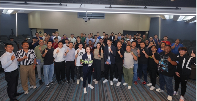 รับประกันความมันส์! AIS ยกทัพนักพากย์ชื่อดัง ร่วม 60 ชีวิต เวิร์คช็อปเข้มก่อนพากย์สดไทยลีก ฤดูกาล2025/26 อุ่นเครื่องก่อนเตะจริง 15 ส.ค. นี้ ชมฟรีทุกเครือข่ายบน AIS PLAY