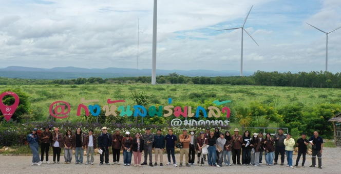 SSP ผนึกกำลัง ม.มหาสารคาม สร้างศูนย์การเรียนรู้พลังงานสะอาด ‘ร่มเกล้าวินด์ฟาร์ม’ ผลักดันสู่แลนด์มาร์คใหม่ ส่งเสริมความยั่งยืนให้ชุมชนจังหวัดมุกดาหาร
