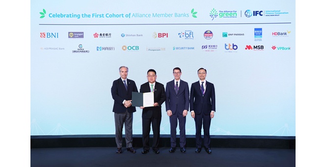 กรุงศรีร่วมเป็นผู้นำขับเคลื่อนความเป็นเลิศด้านการธนาคารสีเขียวในภูมิภาคเอเชียแปซิฟิก