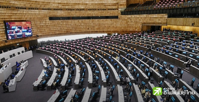 การเมืองเดือด! `พรรคประชาชน` ยันยังไม่มีมติเลือกนายกฯ คนที่ 32  ฟาก `เพื่อไทย` เริ่มกระบวนการยุบสภาแล้ว