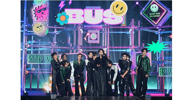 เปิดโมเมนต์สุดพิเศษ! AIS จัดงาน “AIS INFINITE US” แทนคำขอบคุณลูกค้า ดึง BUS because of you i shine – GELBOYS เสิร์ฟความมันส์ พร้อมโชว์ศักยภาพโครงข่ายถ่ายทอดสดความบันเทิงขั้นสุด